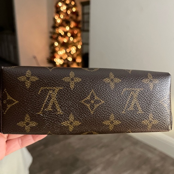 Louis Vuitton Monogram cosmetic pouch M47515 makeup bag - Picture 10 of 16